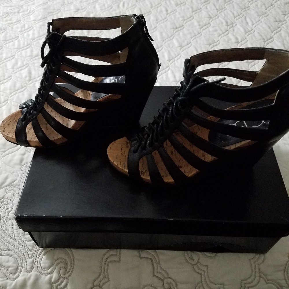 Wedge sandals